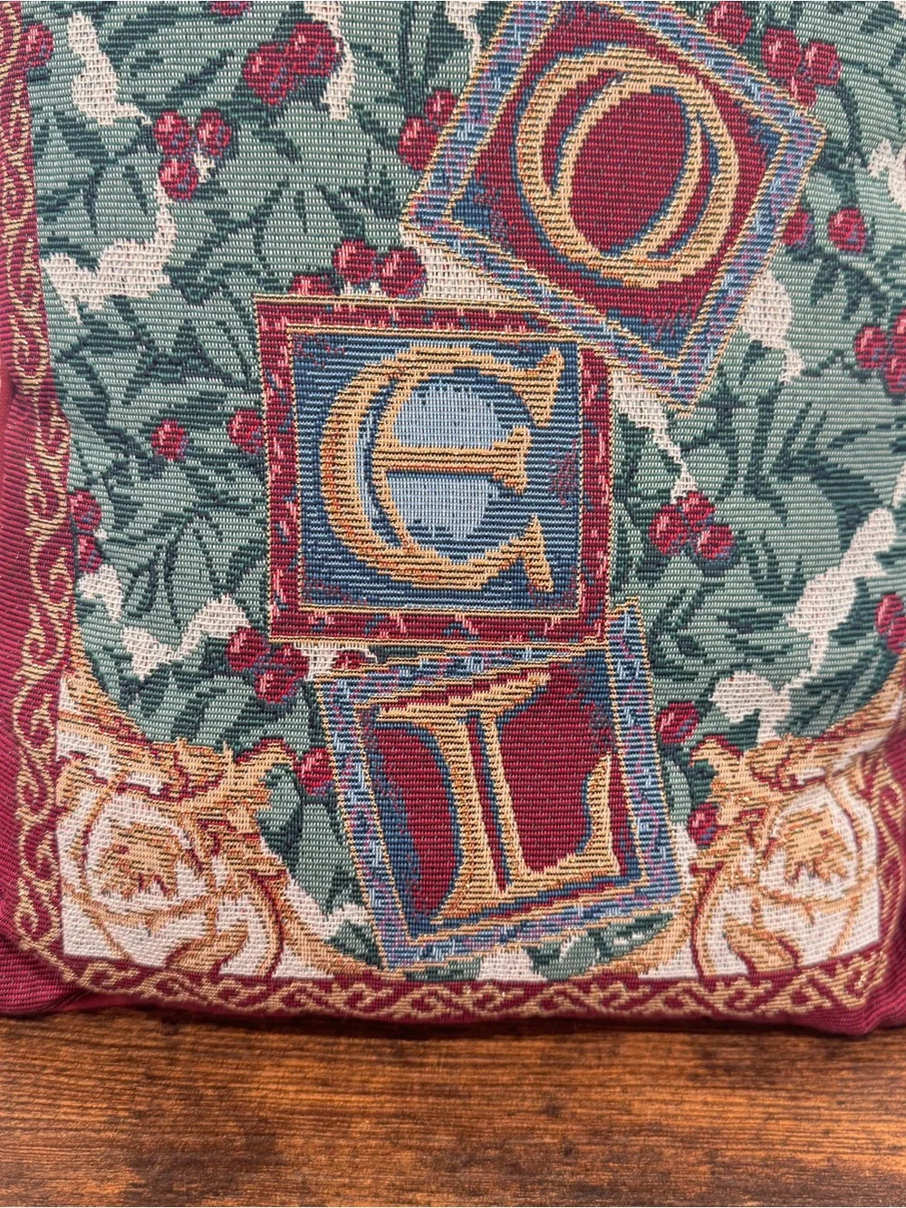 Vintage Noel Needlepoint Decorative Tapestry Throw Pillow Christmas Holiday